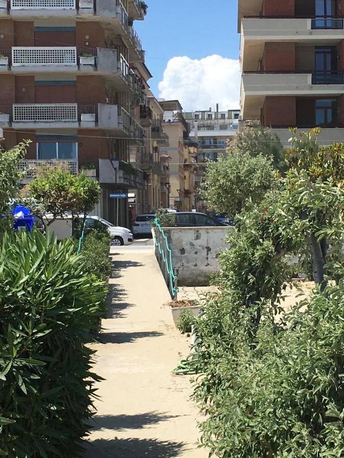 Marco Holiday Apartment פסקרה מראה חיצוני תמונה